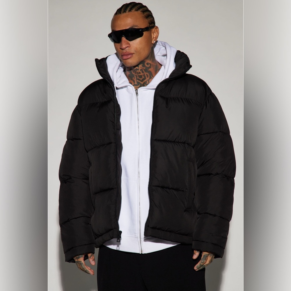 Fashion nova black puffer jacket